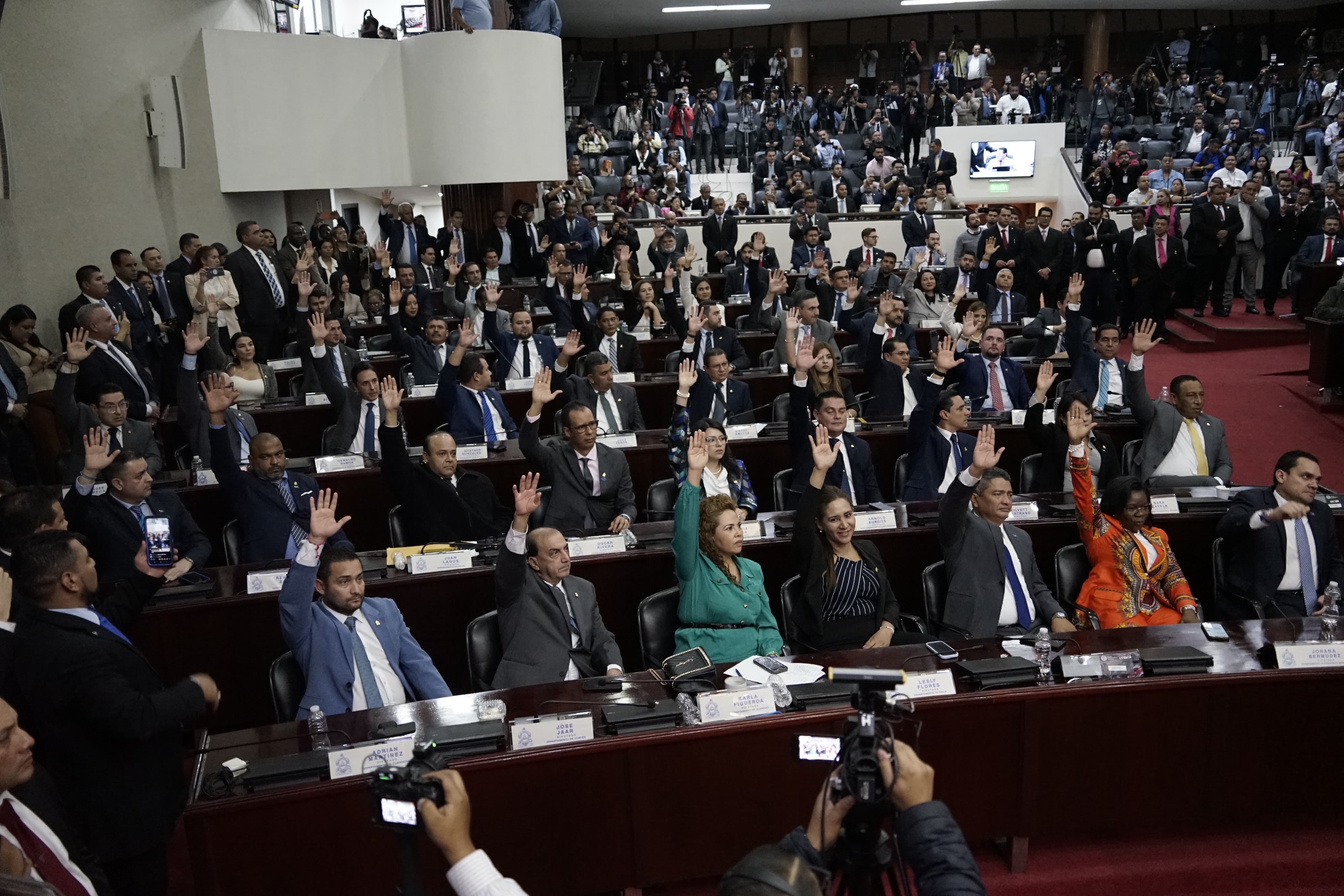 Tomás Zambrano es electo presidente de la Junta Directiva Provisional del Congreso Nacional 2026